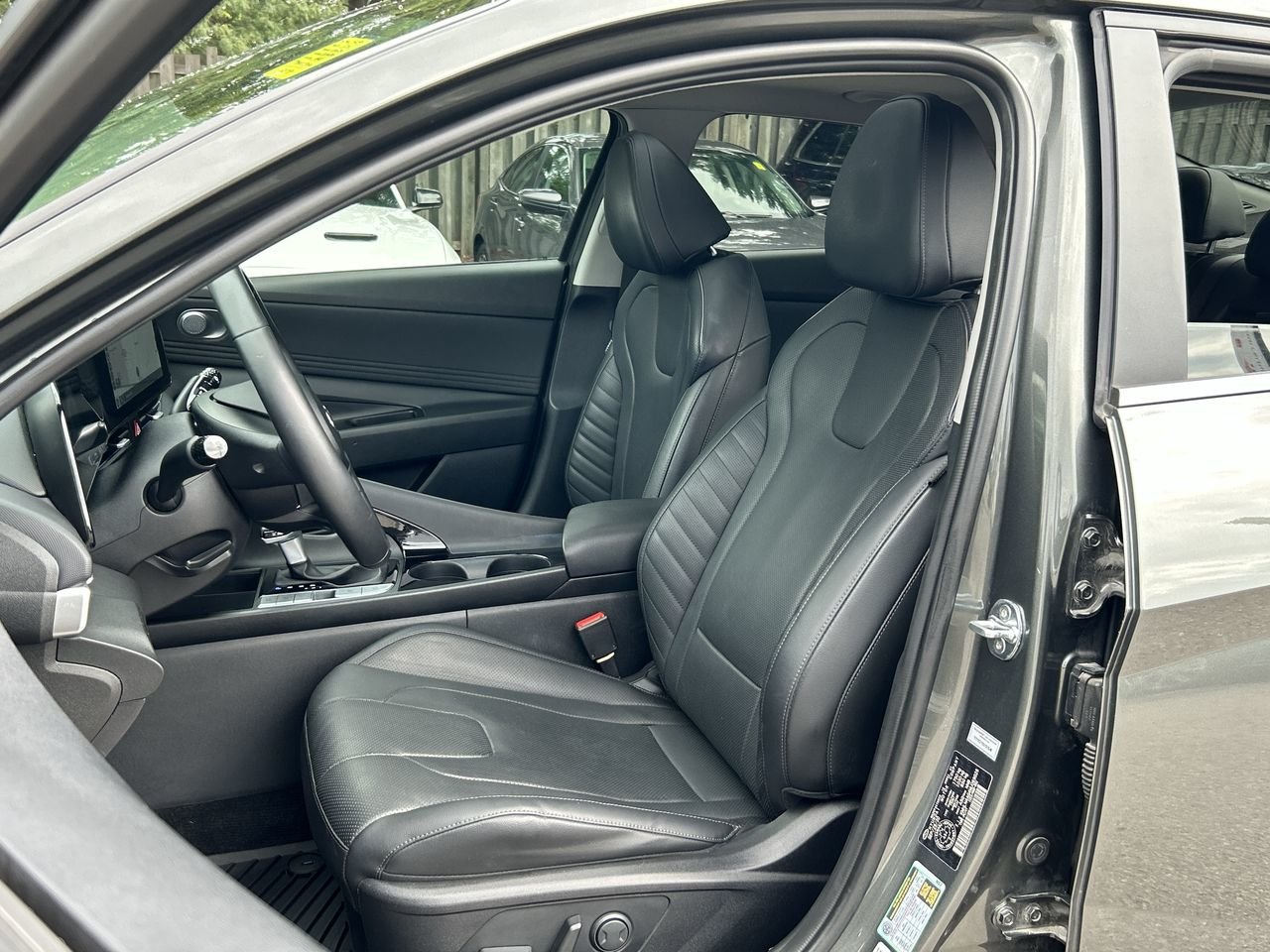 Used 2021 Grey Hyundai ULTIMATE image 18