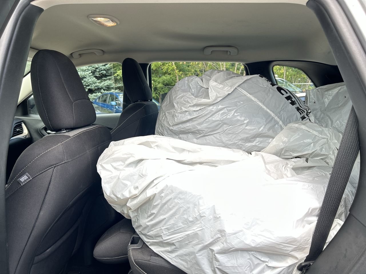 Used 2015 Silver Jeep 4x4 Sport image 31