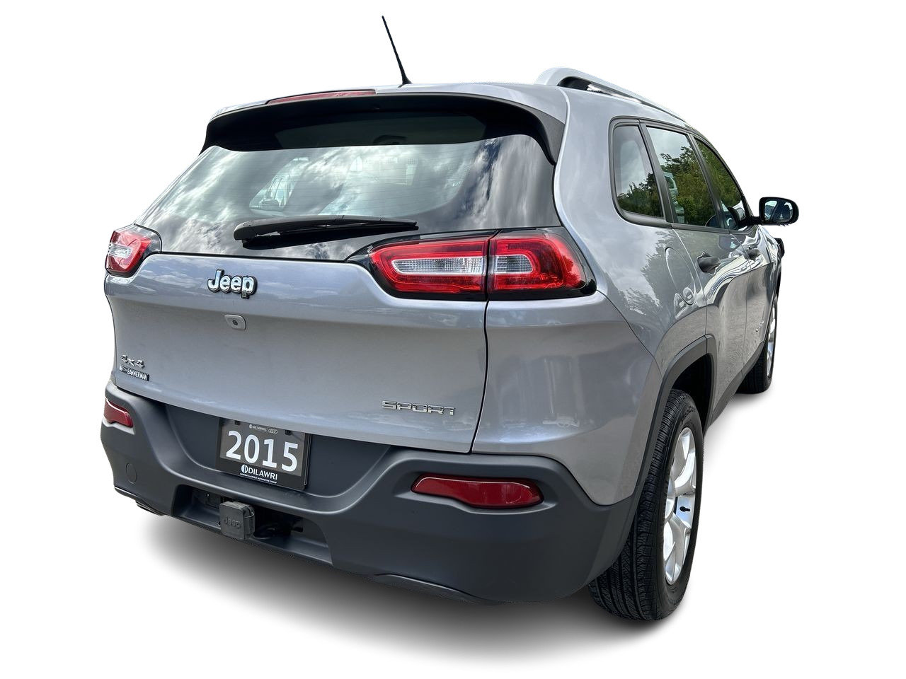 Used 2015 Silver Jeep 4x4 Sport image 9