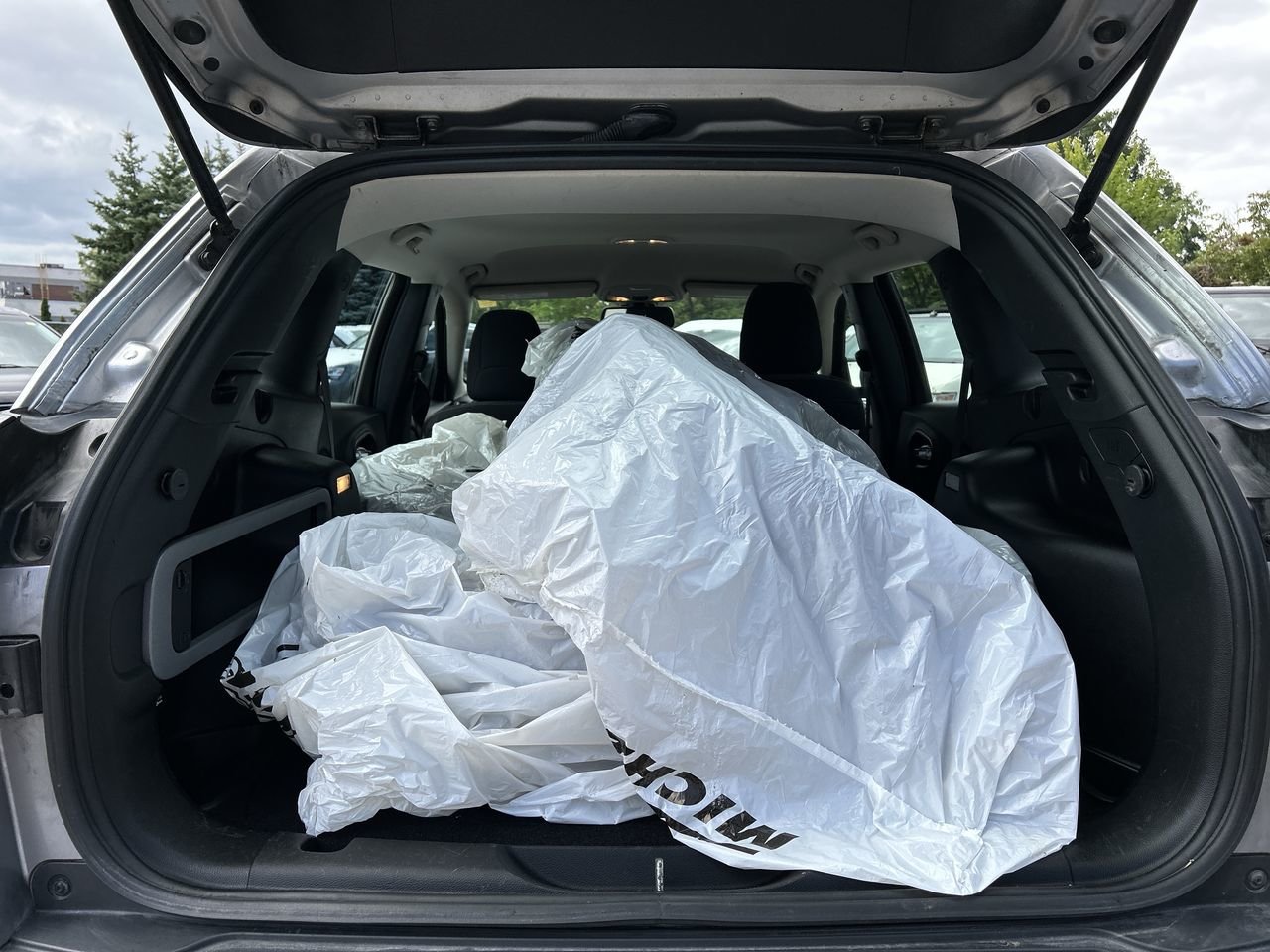 Used 2015 Silver Jeep 4x4 Sport image 32