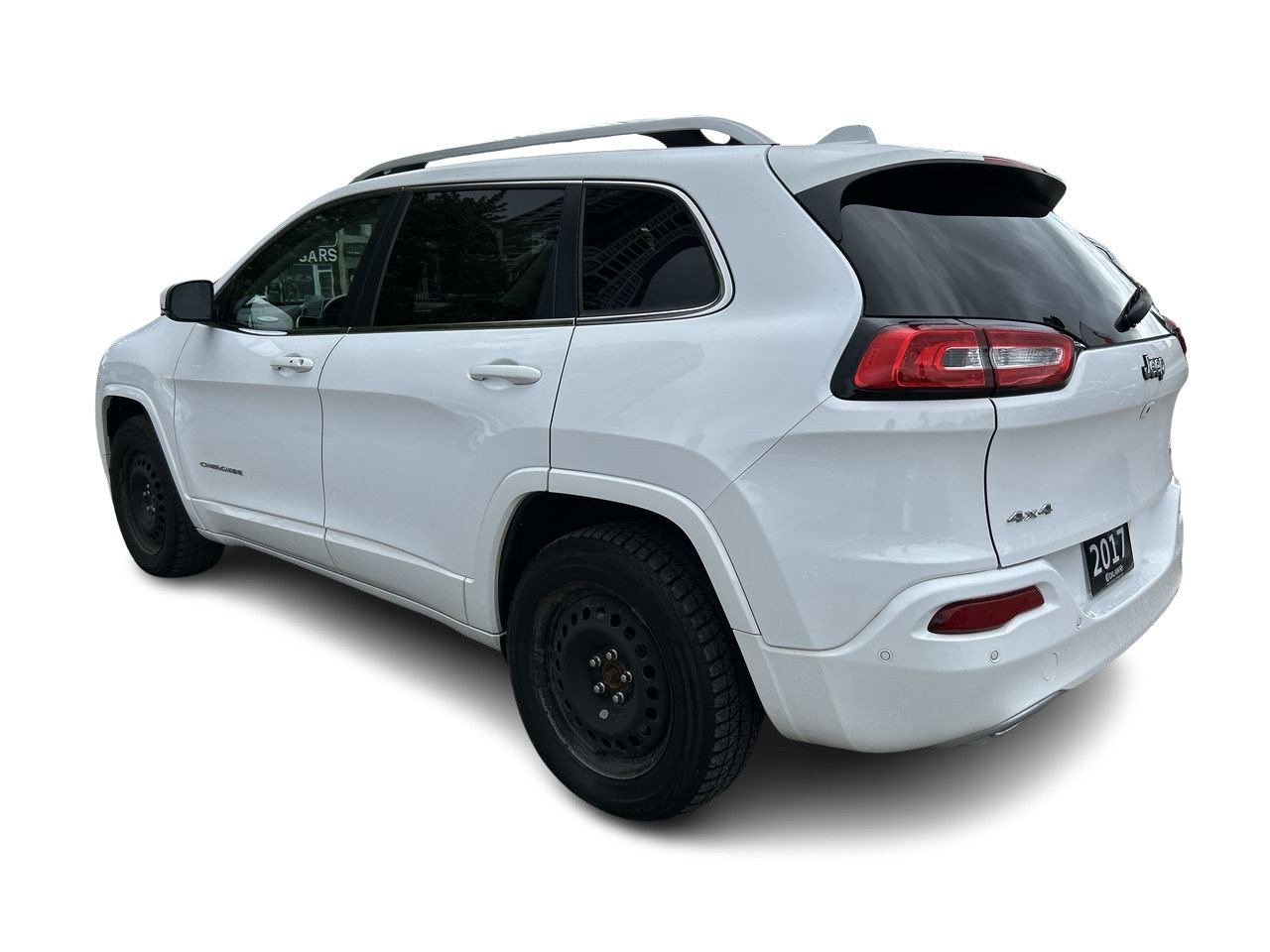 Used 2017 white Jeep 4x4 OVERLAND image 7