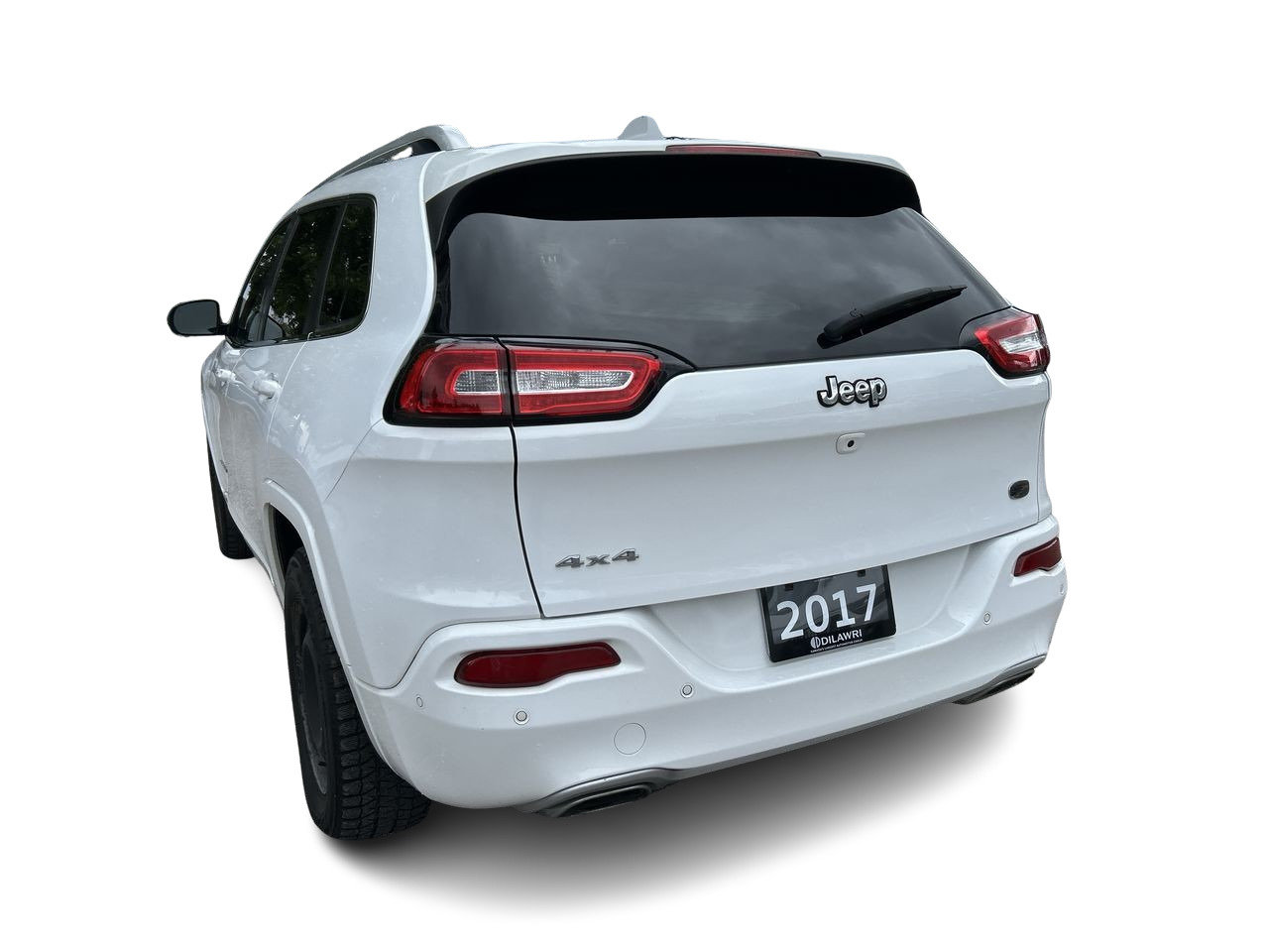 Used 2017 white Jeep 4x4 OVERLAND image 8