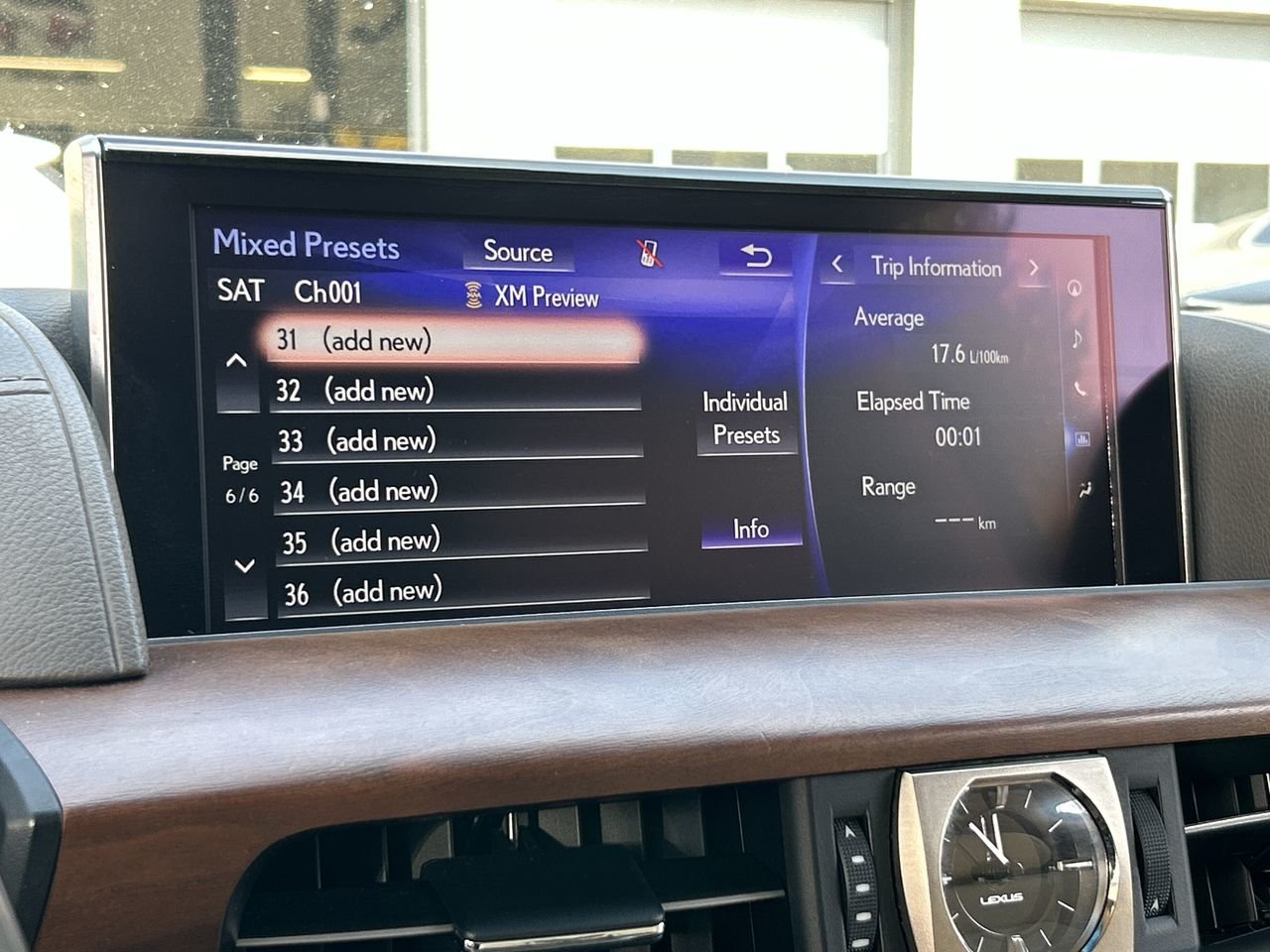 Used 2016 Satin Cashmere Met Lexus 570 image 24