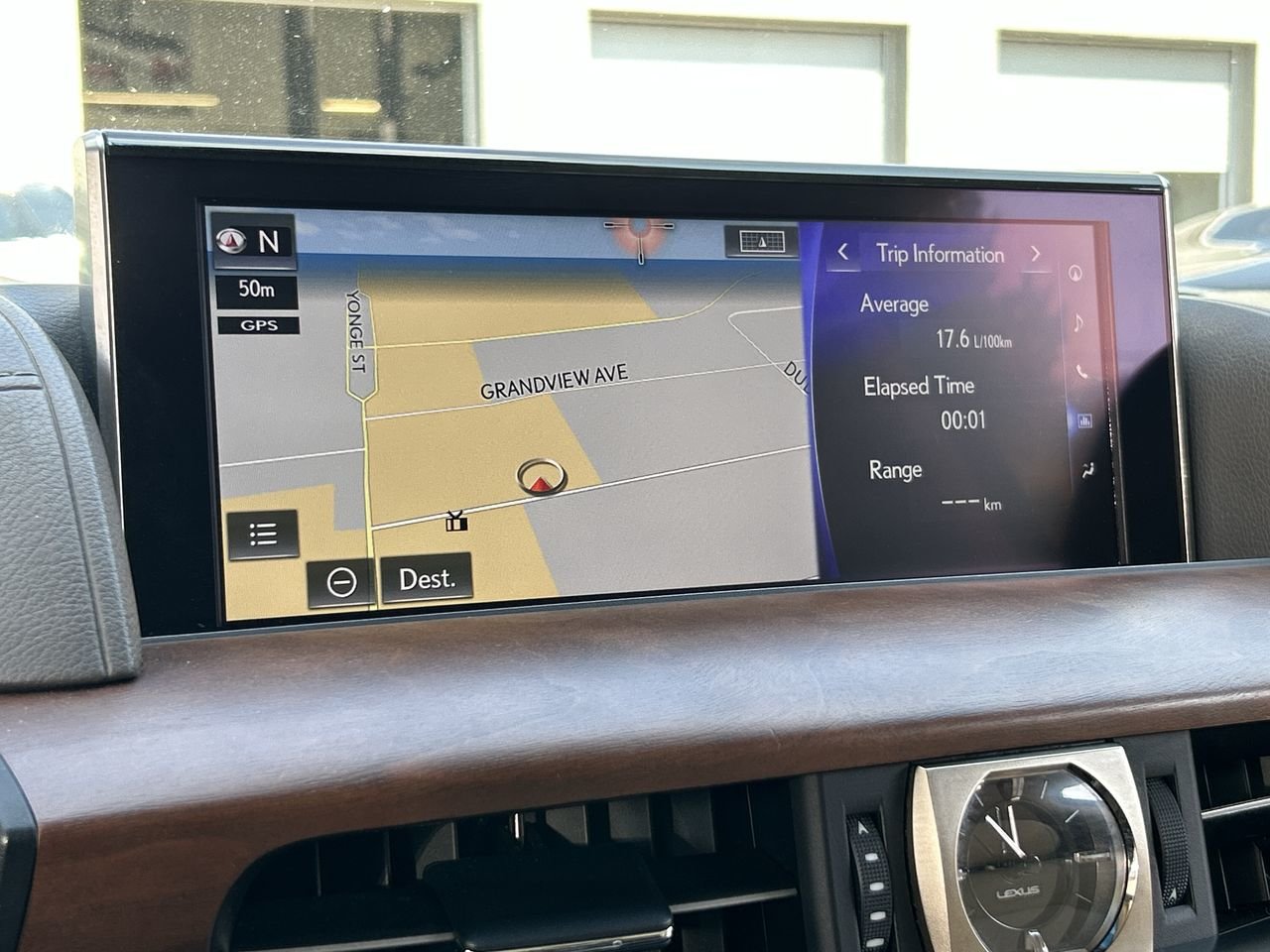 Used 2016 Satin Cashmere Met Lexus 570 image 26