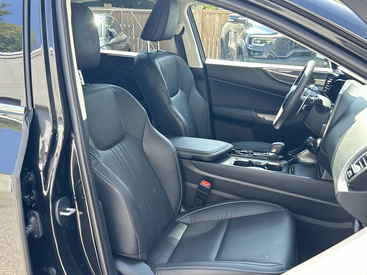 Used 2023 Caviar Lexus NX 350h image 32