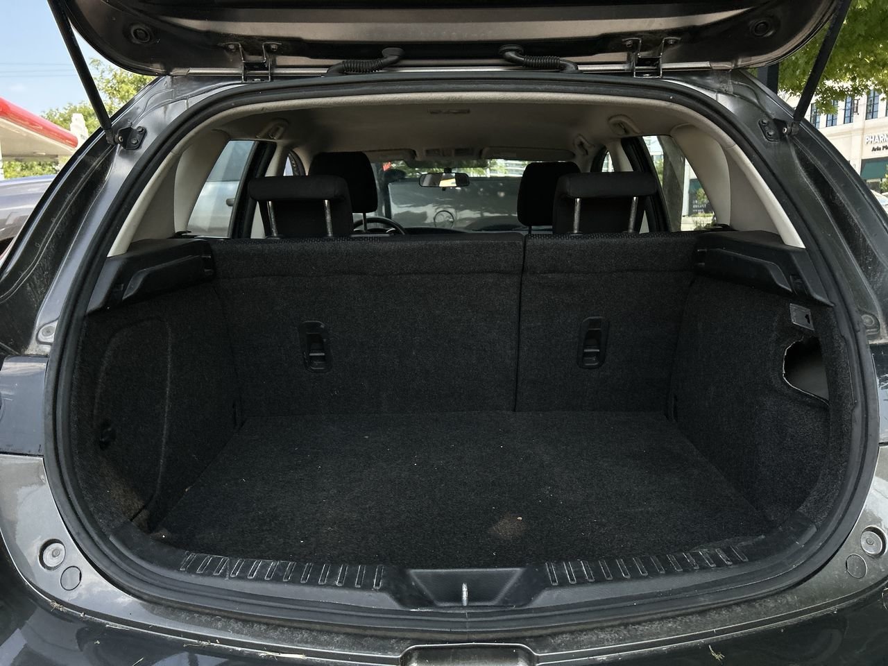 Used 2010 Gray Mazda GX image 31
