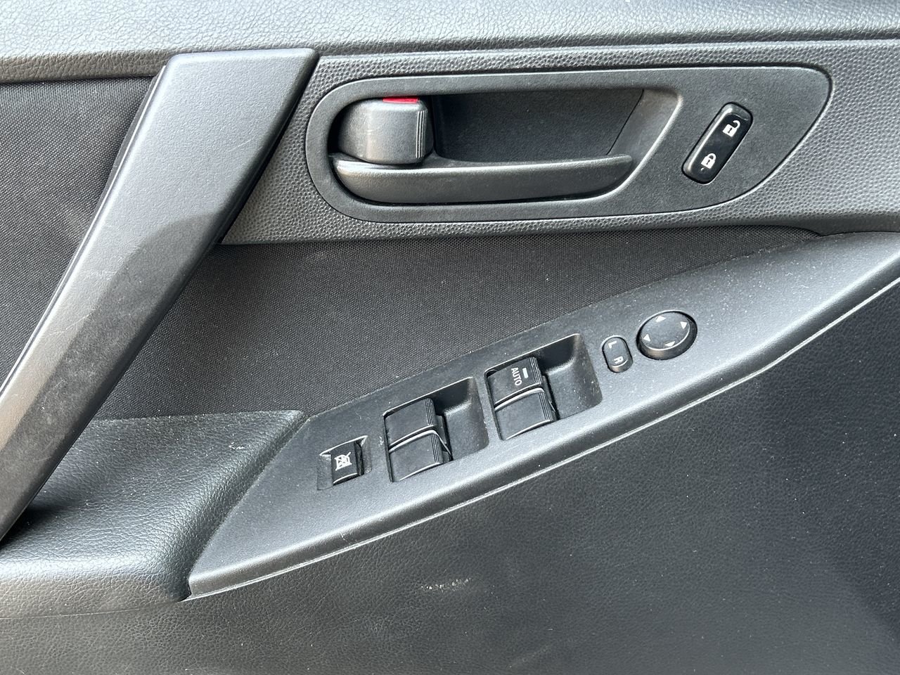Used 2010 Gray Mazda GX image 21
