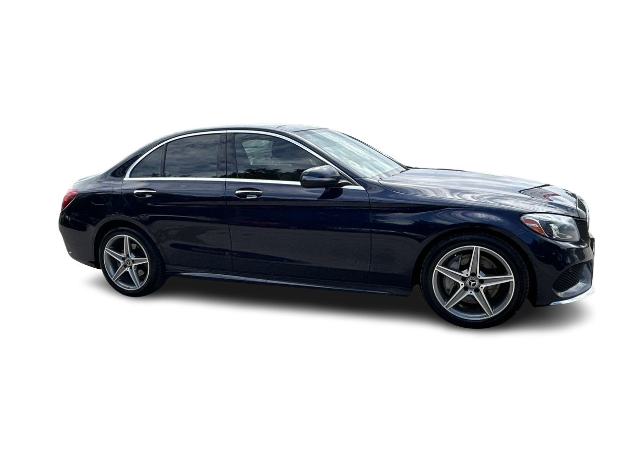 Used 2018 blue Mercedes-Benz 4MATIC image 14