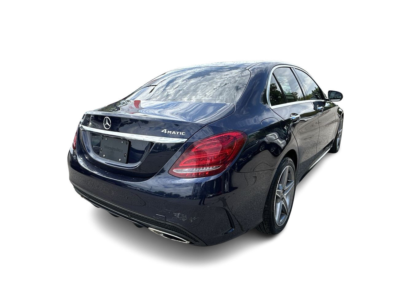 Used 2018 blue Mercedes-Benz 4MATIC image 10