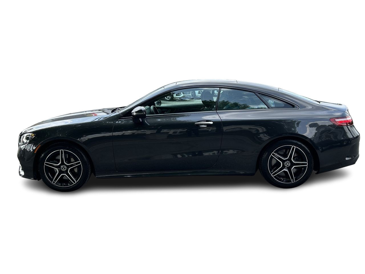 Used 2021 Black Mercedes-Benz 4MATIC image 4
