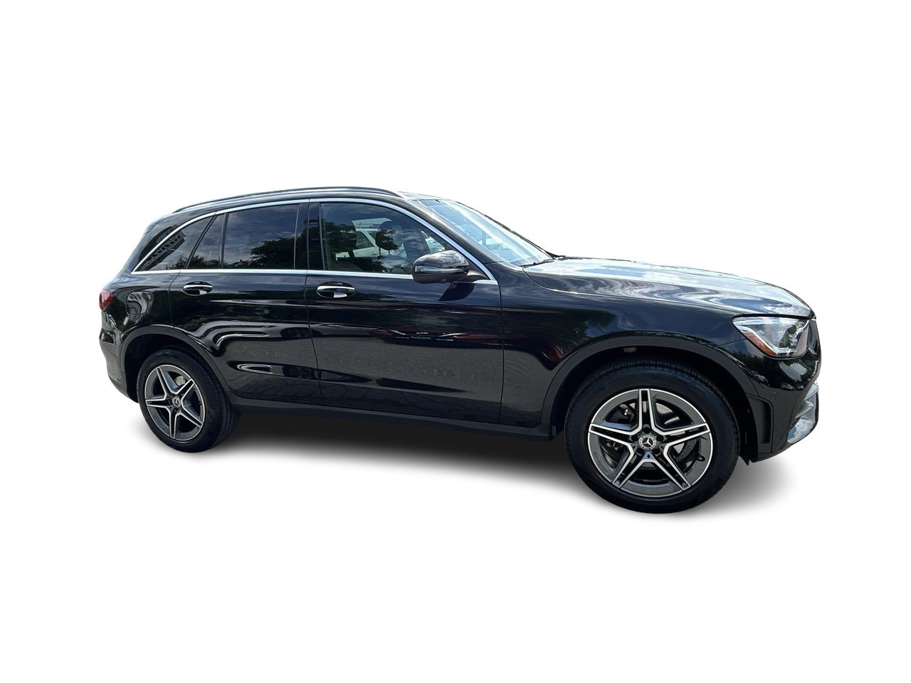 Used 2022 Black Mercedes-Benz 4MATIC image 14