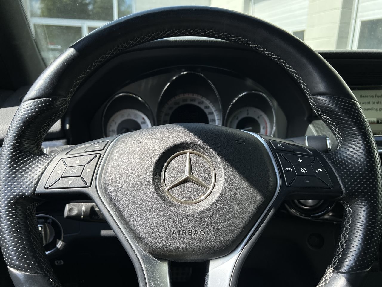 Used 2014 grey Mercedes-Benz BlueTEC image 22