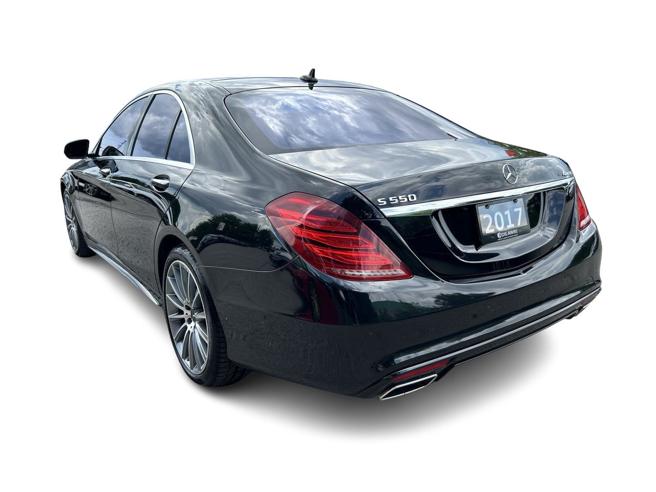 Used 2017 Black Mercedes-Benz 4MATIC image 8