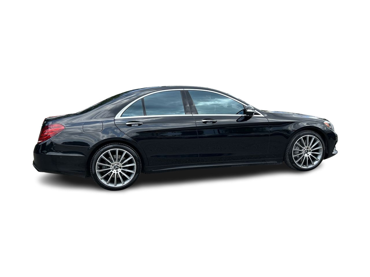 Used 2017 Black Mercedes-Benz 4MATIC image 12