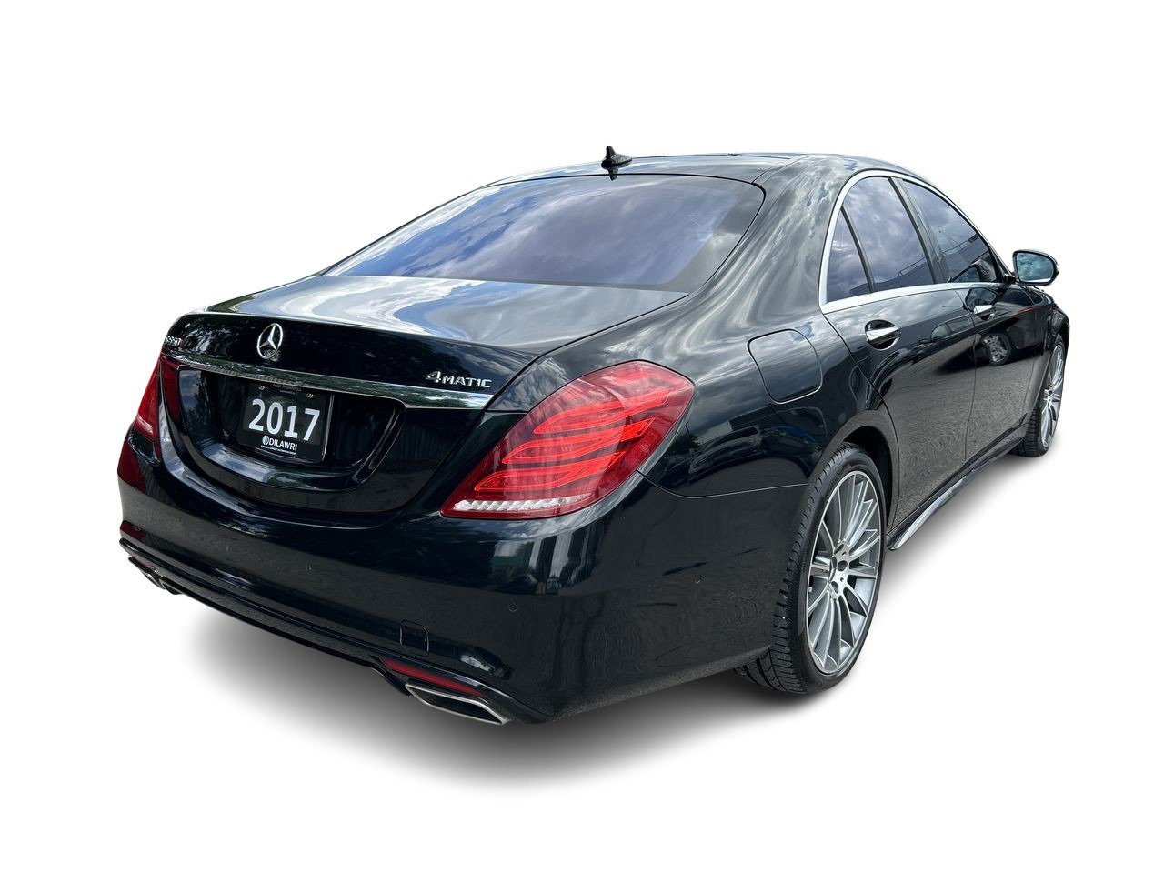 Used 2017 Black Mercedes-Benz 4MATIC image 10