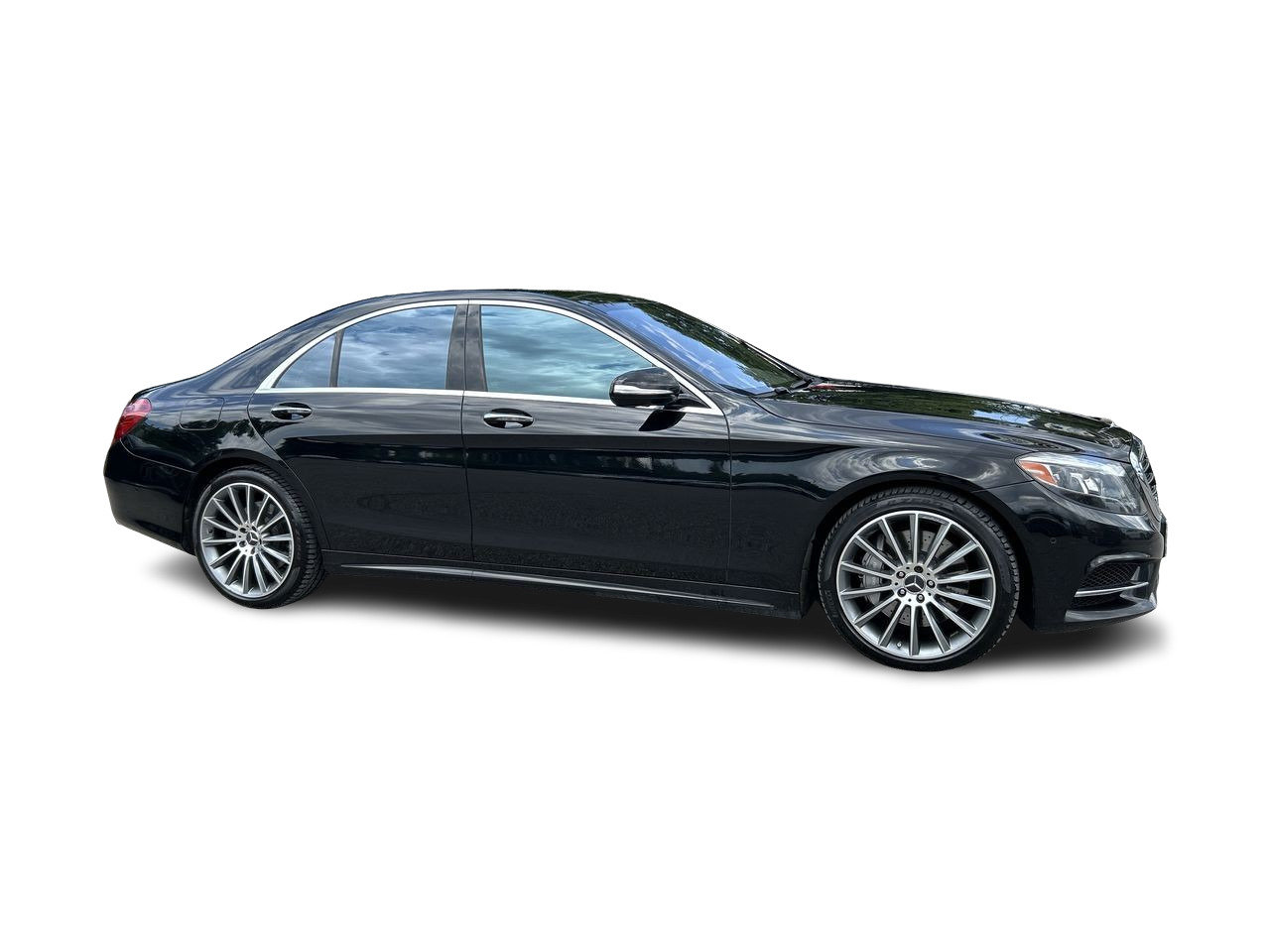 Used 2017 Black Mercedes-Benz 4MATIC image 14