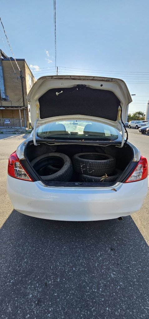 Used 2014 WHITE Nissan Sedan 1.6 SV CVT image 5
