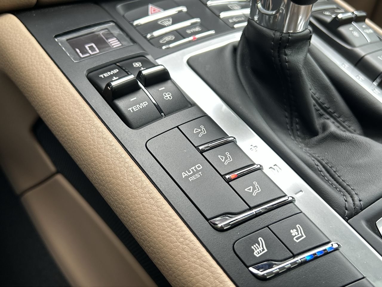 Used 2021 Night Blue Met Porsche S image 27