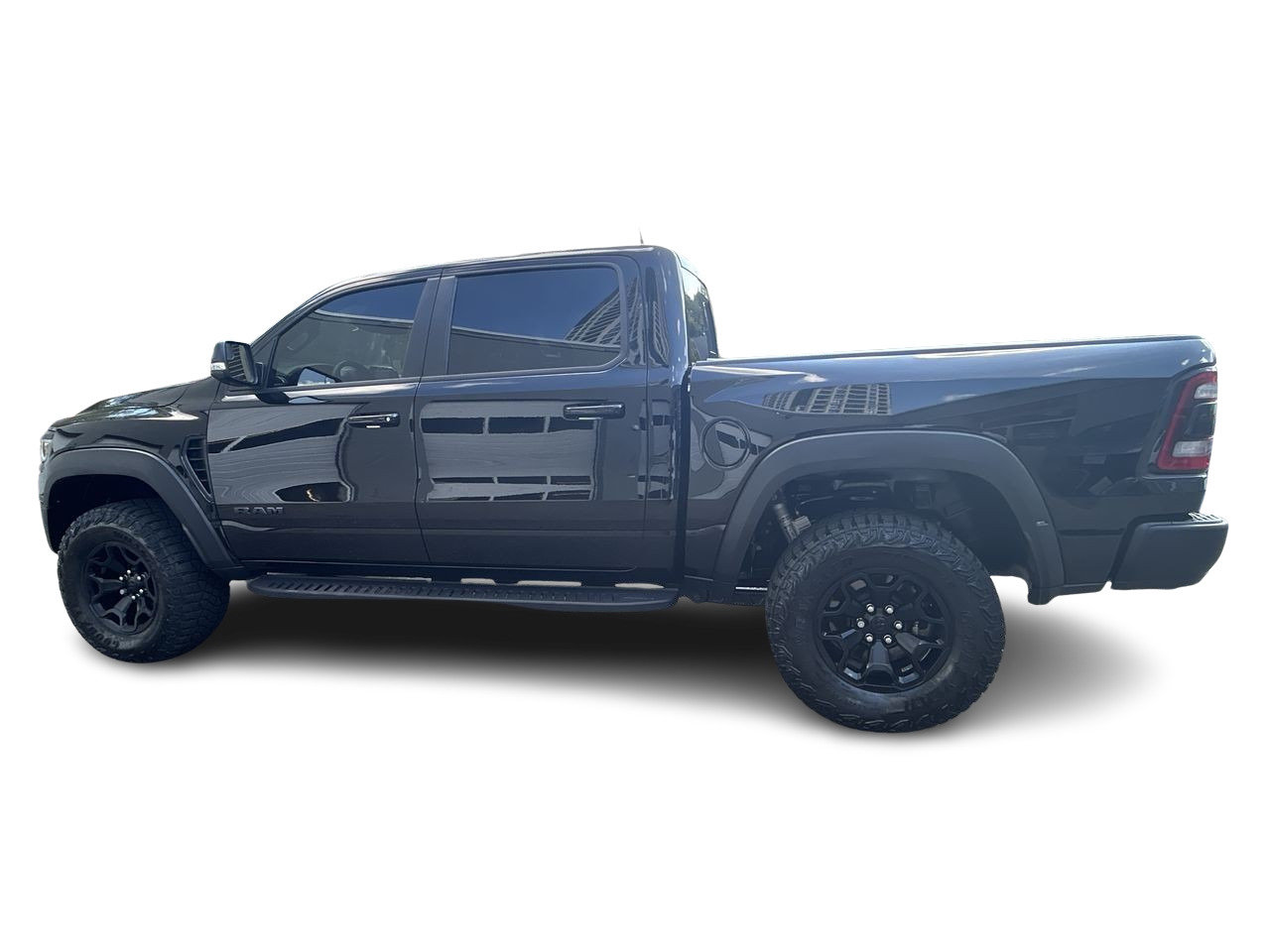 Used 2022 Granite Crystal (MET) / Diamond Black Crystal P.C. Ram Crew Cab image 6