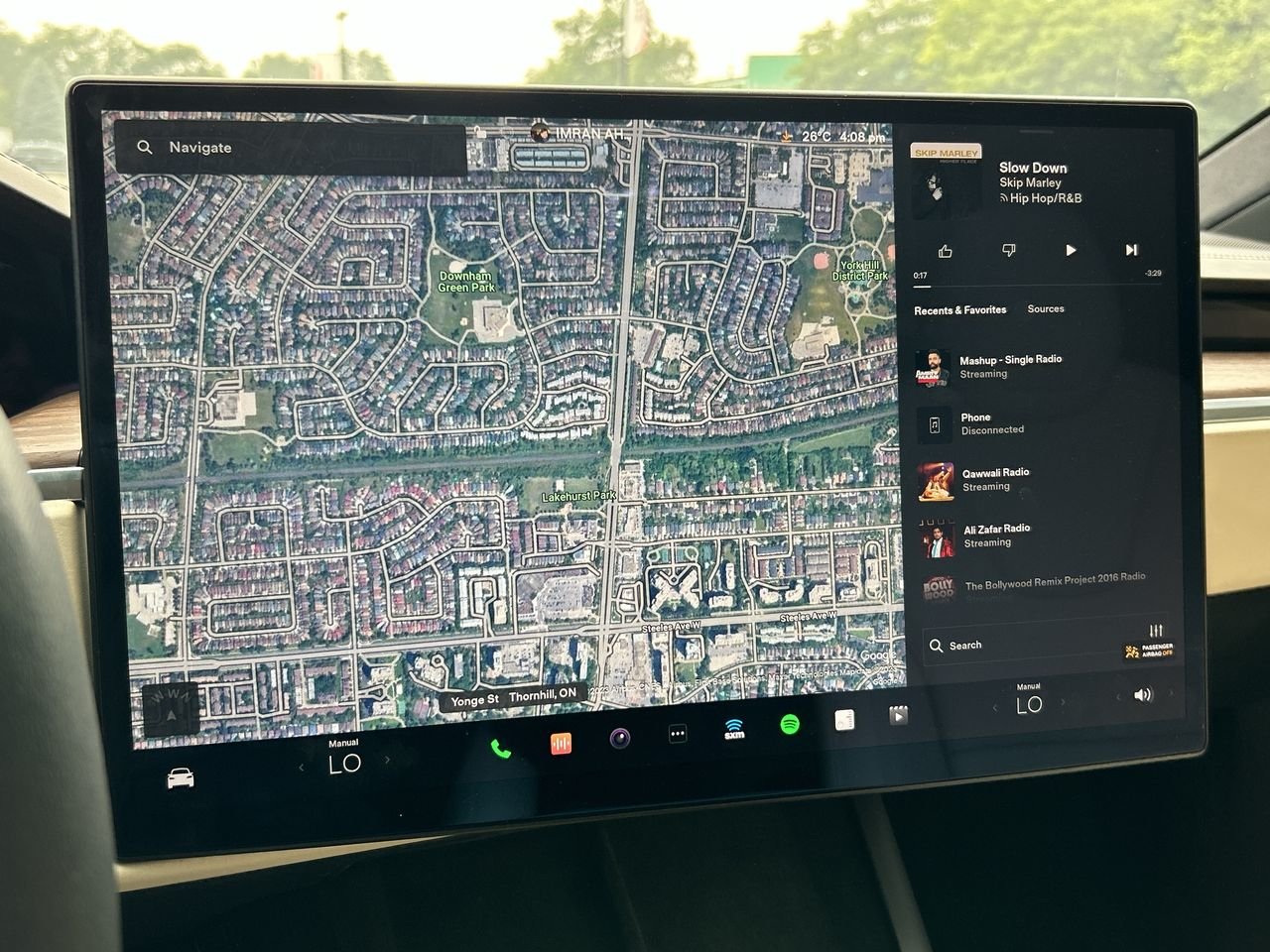 Used 2022 Black Tesla  image 26