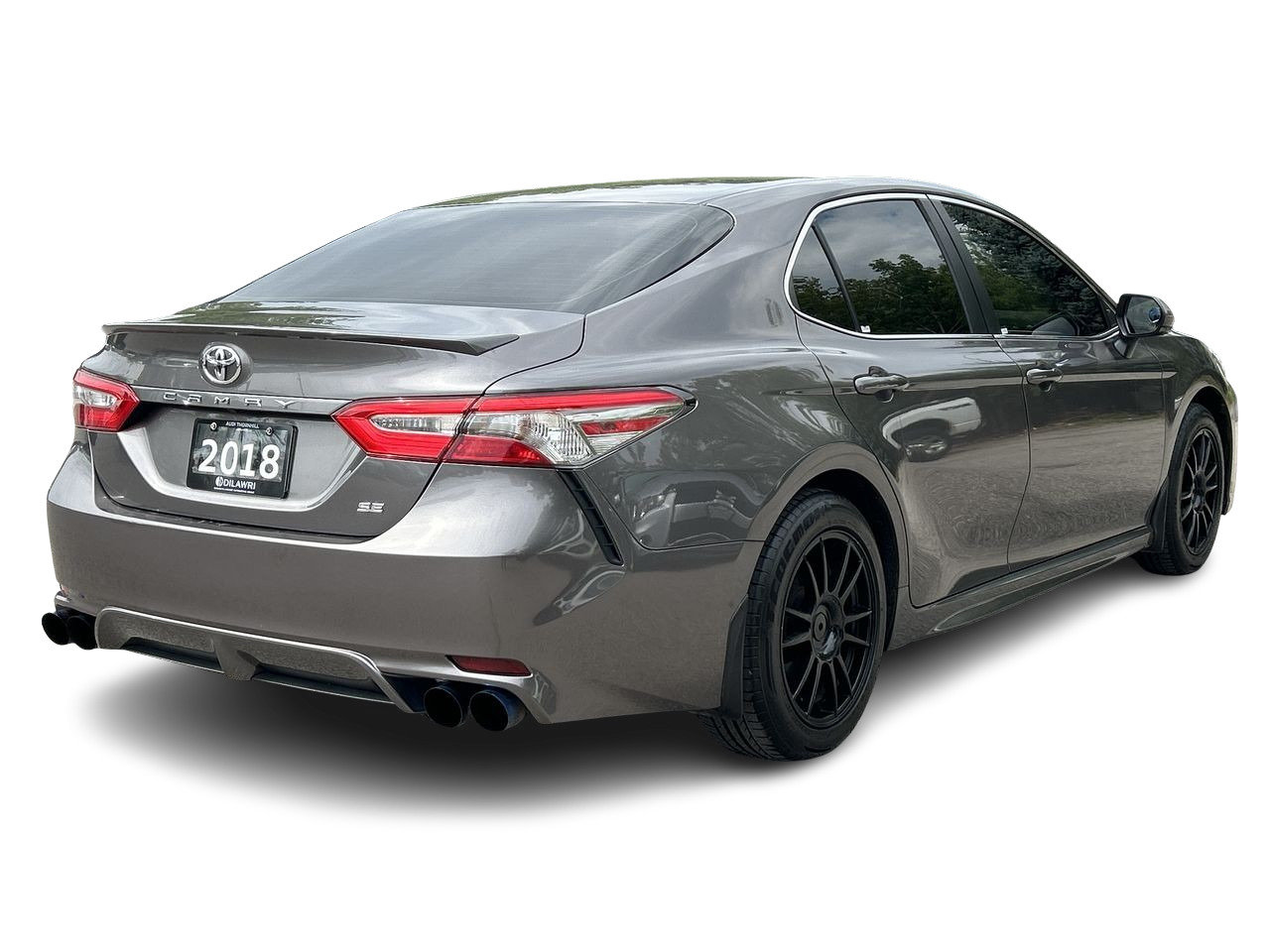 Used 2018 Pre-Dawn Grey Mica Toyota SE image 10