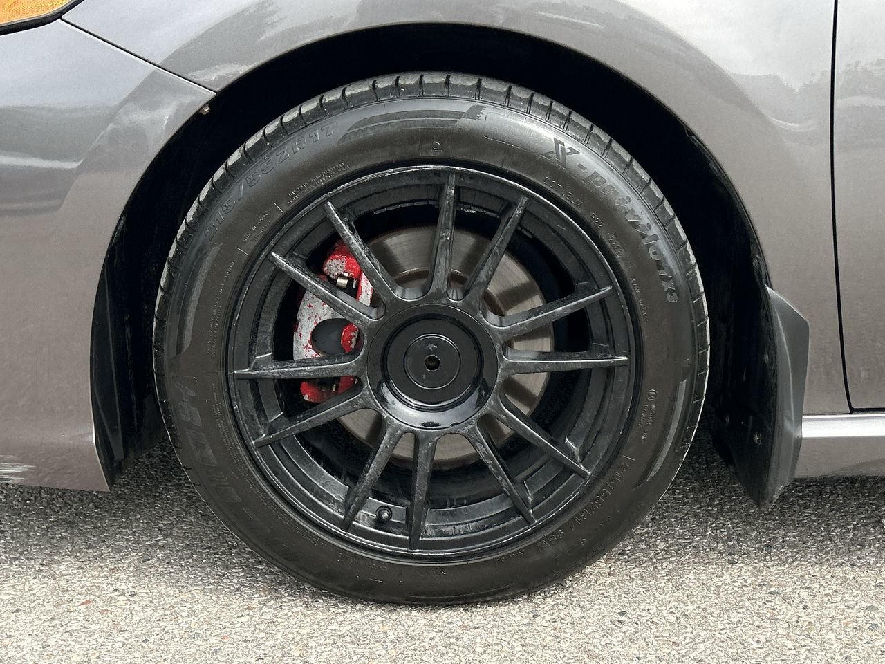 Used 2018 Pre-Dawn Grey Mica Toyota SE image 18