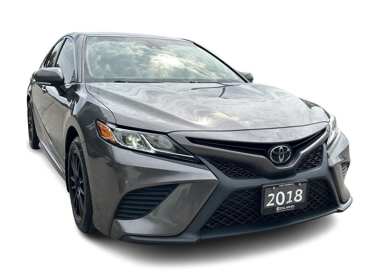 Used 2018 Pre-Dawn Grey Mica Toyota SE image 15