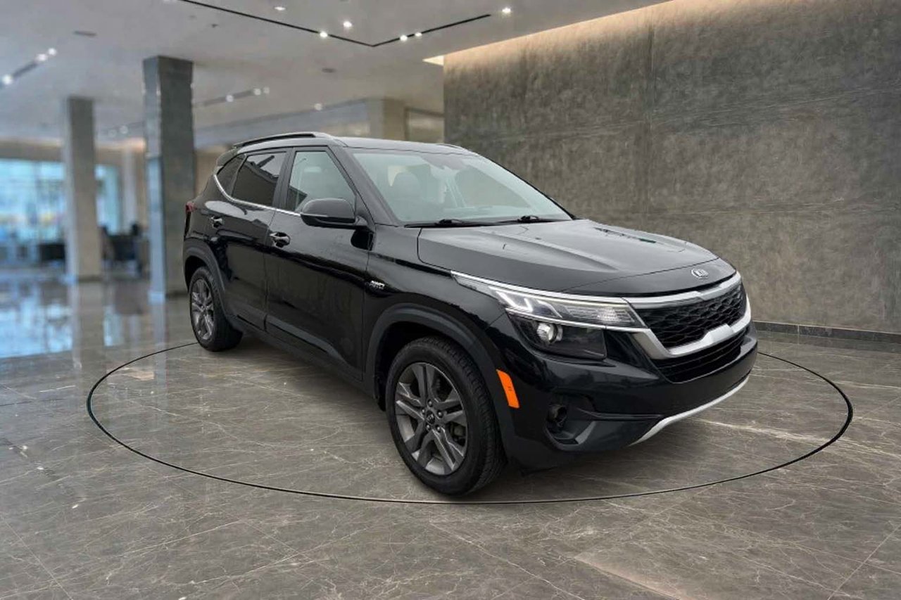 Black 2021 Kia Seltos SUV / Crossover All-Wheel Drive Automatic