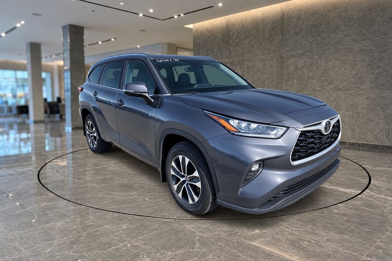 Gray 2020 Toyota Highlander SUV / Crossover All-Wheel Drive Automatic