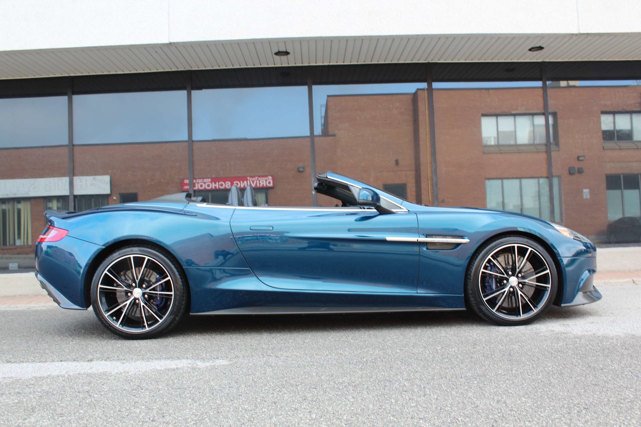  2014 Aston Martin Vanquish Convertible Rear-Wheel Drive Automatic