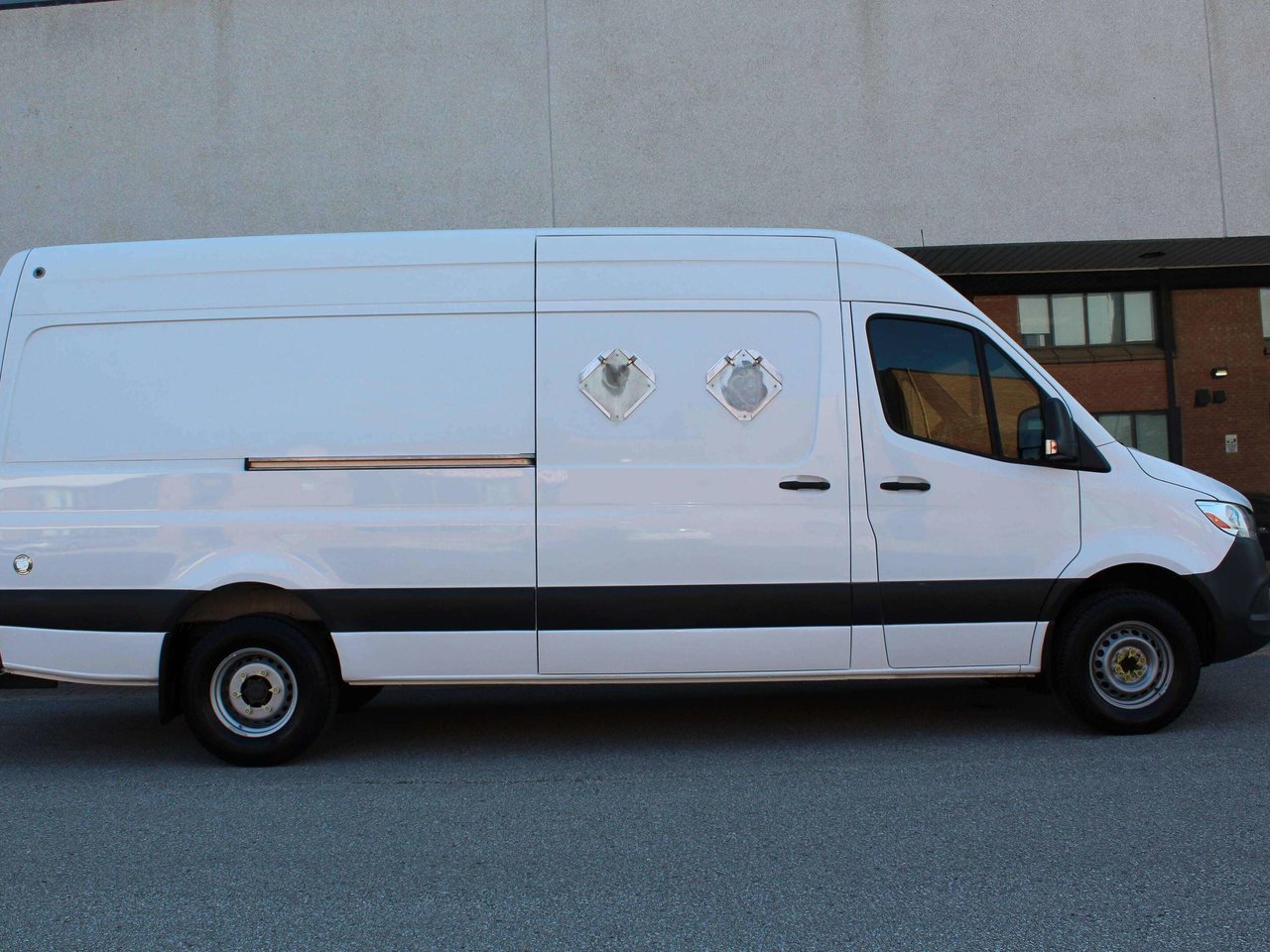  2020 Mercedes-Benz Sprinter Cargo 3500 170 High Roof RWD   