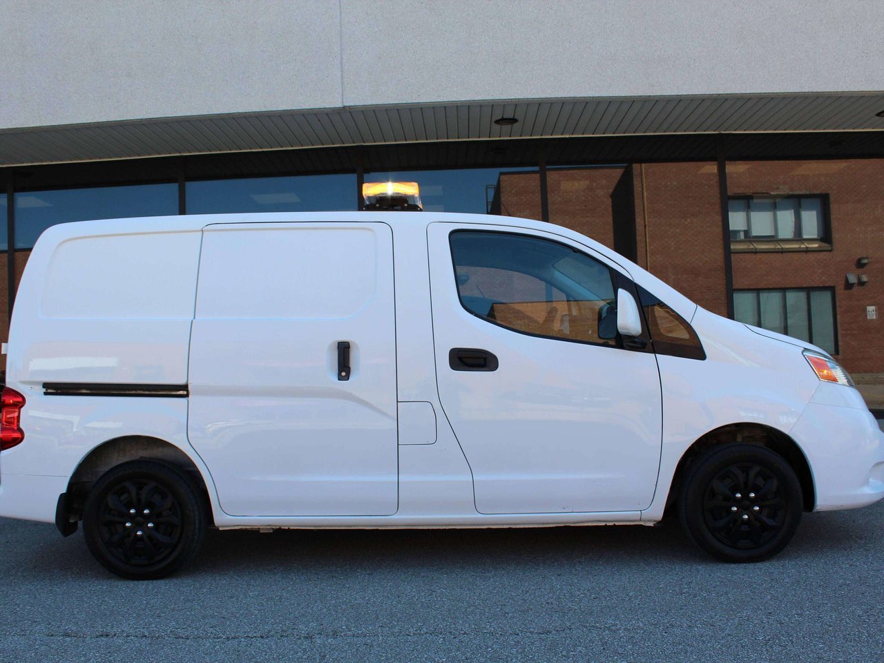 2017 Nissan NV200 Van Automatic