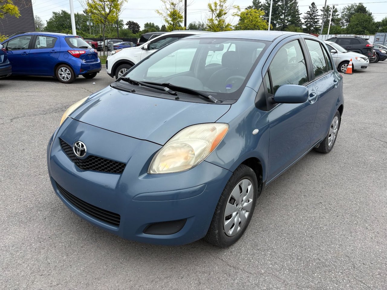 Bayou Blue Metallic 2009 Toyota Yaris LE 4dr Hatchback Hatchback  Automatic