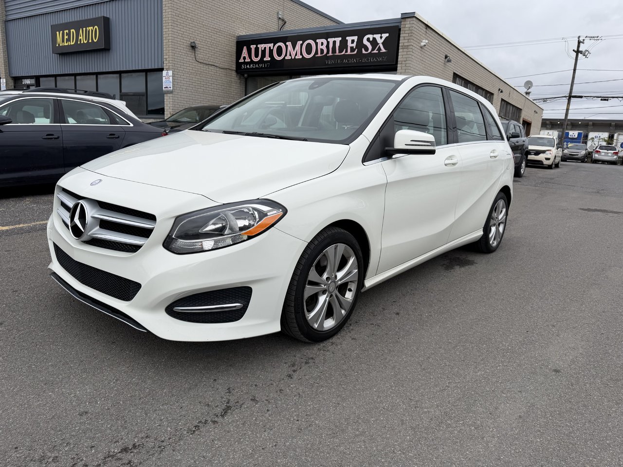 White 2016 Mercedes-Benz B-Class Wagon  Automatic