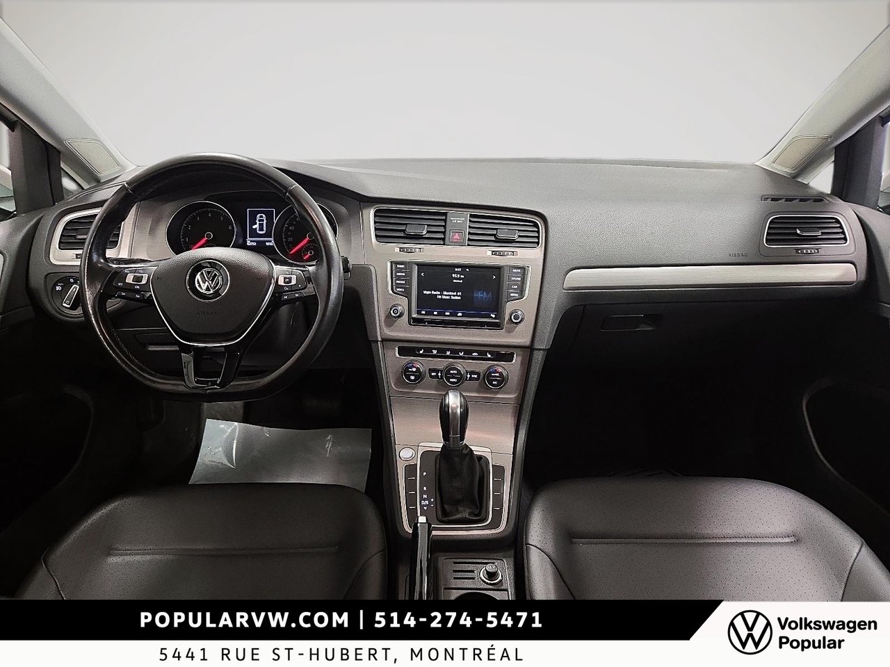 2017 Volkswagen Golf Comfortline Low Kilometer & Sunroof!