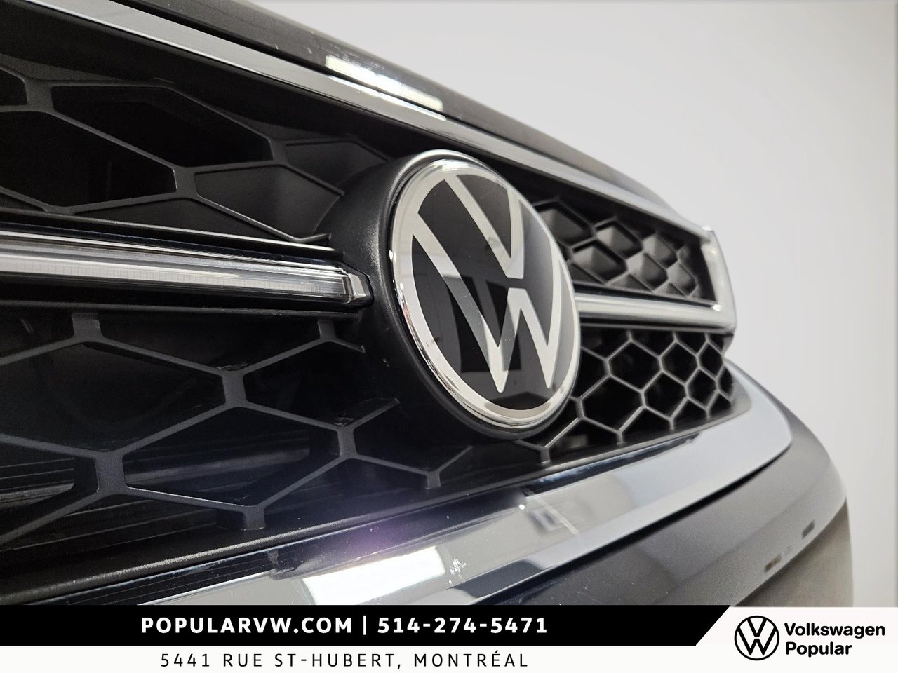 2022 Volkswagen Taos Highline Low Kilometer + Remote Starter!