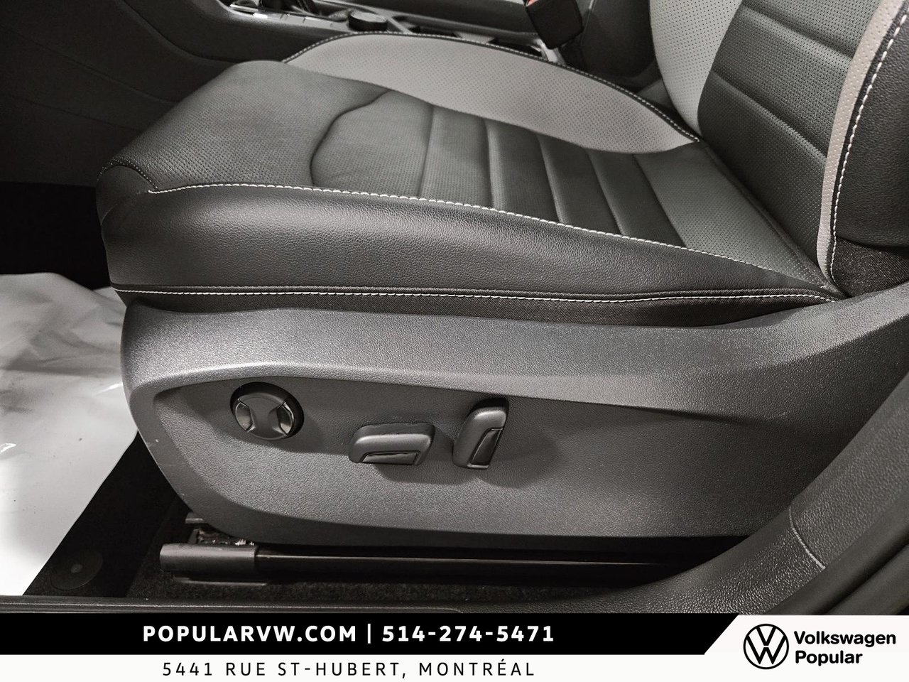 2022 Volkswagen Taos Highline Low Kilometer + Remote Starter!