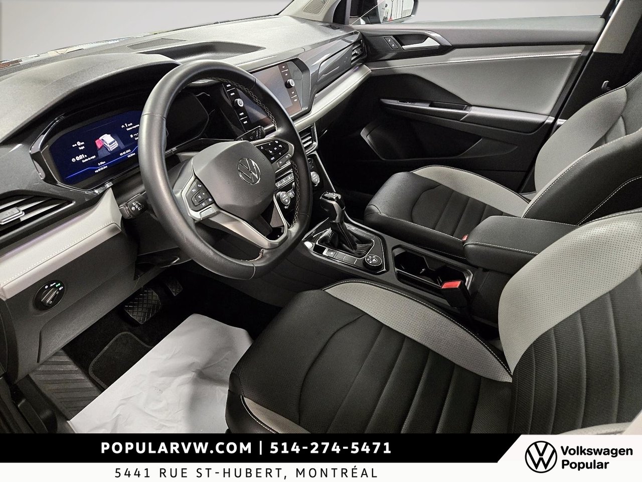 2022 Volkswagen Taos Highline Low Kilometer + Remote Starter!