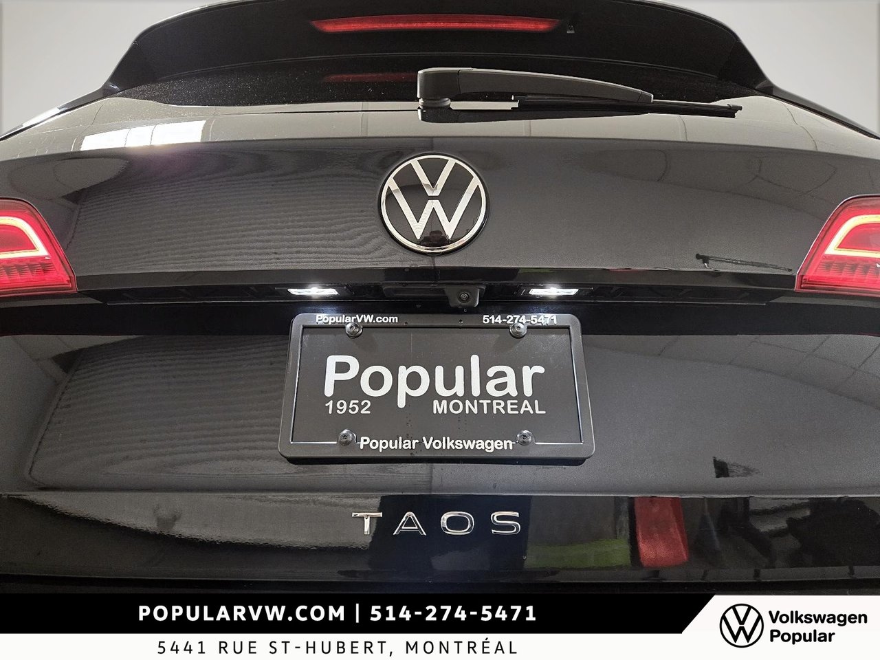 2022 Volkswagen Taos Highline Low Kilometer + Remote Starter!