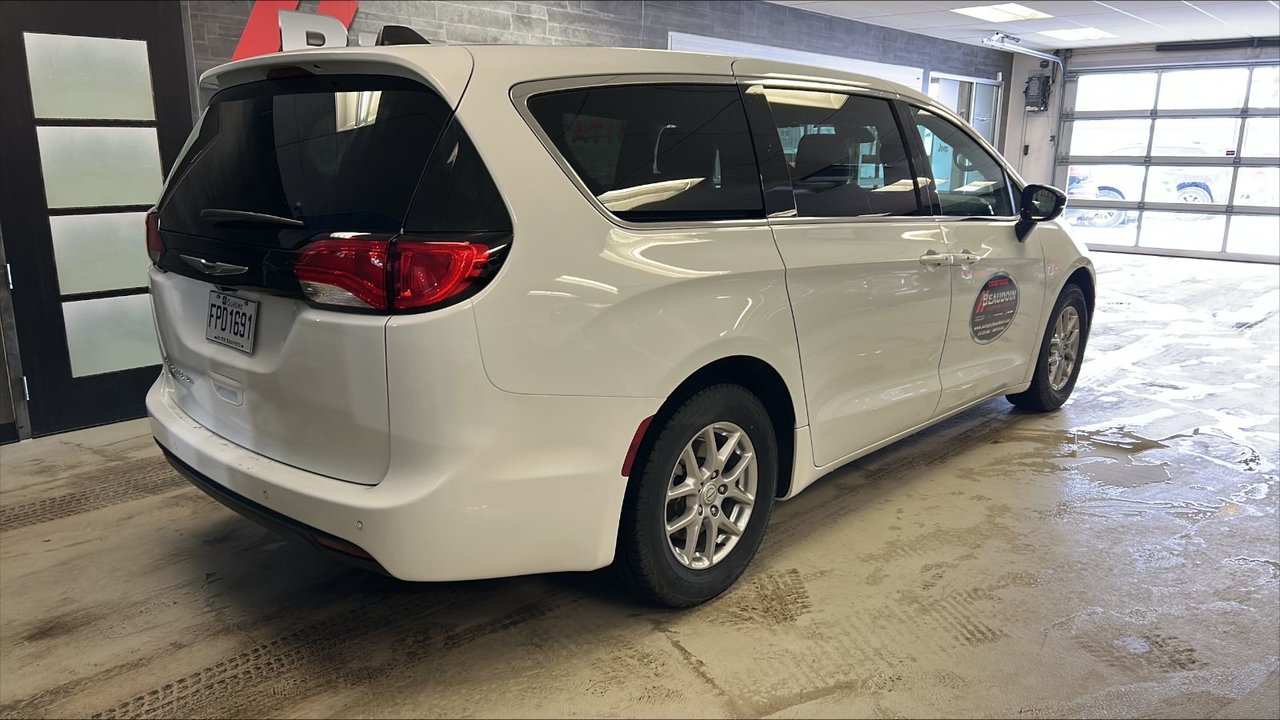 Chrysler Grand Caravan 2026