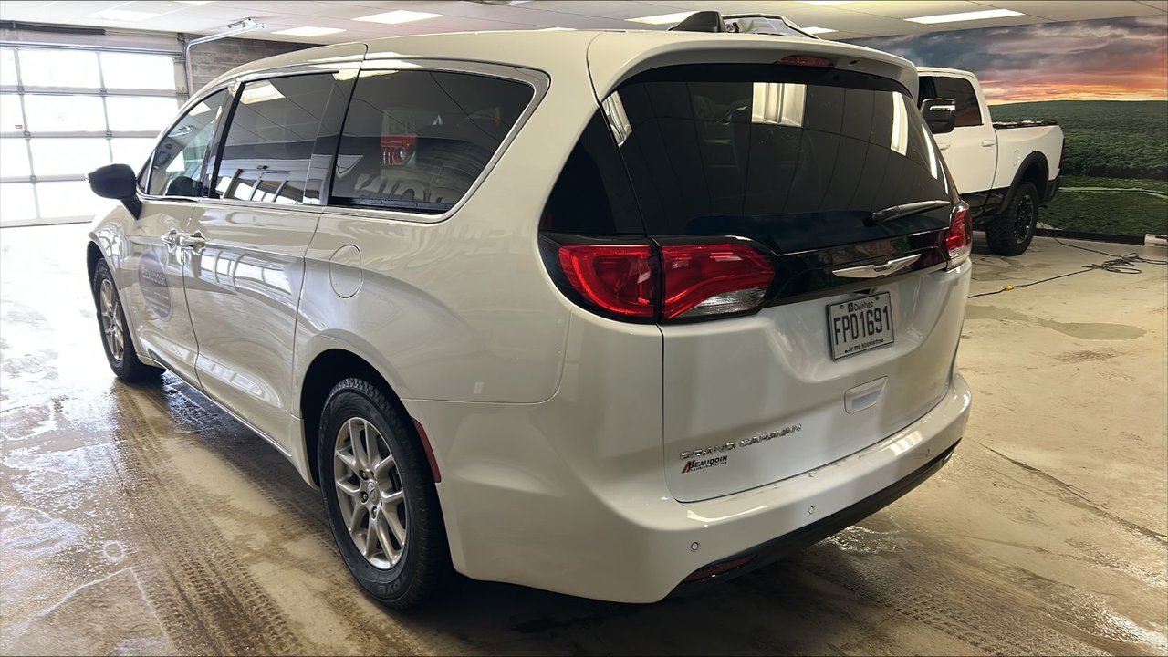 Chrysler Grand Caravan 2026