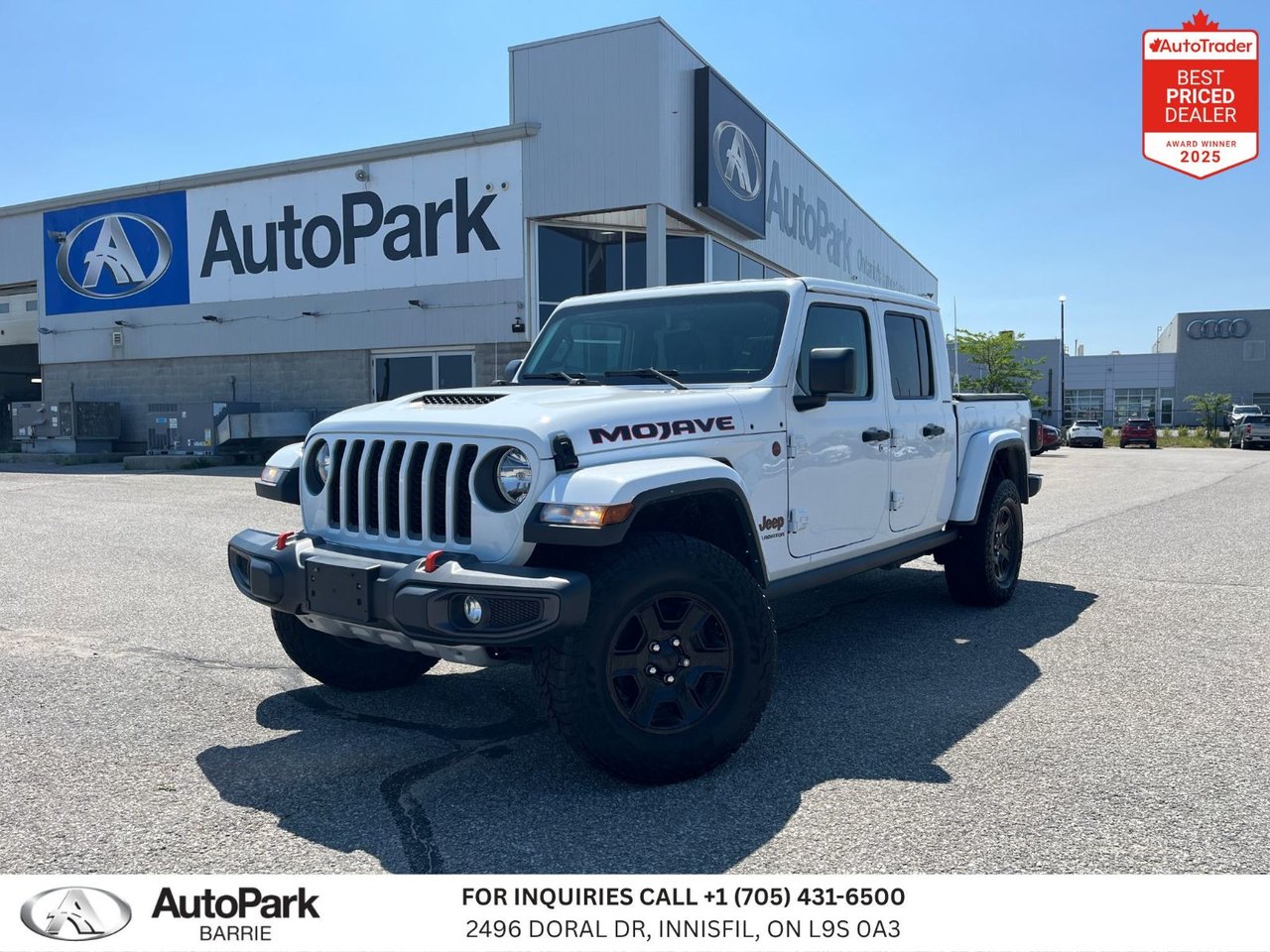 Bright White 2023 Jeep Gladiator Pickup Truck Four-Wheel Drive Automatic