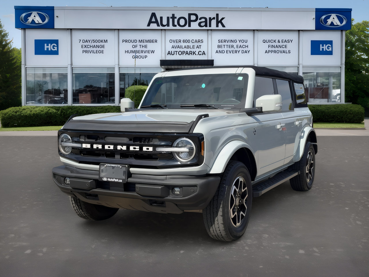 Gray (Cactus Grey) 2022 Ford Bronco SUV / Crossover Four-Wheel Drive Automatic