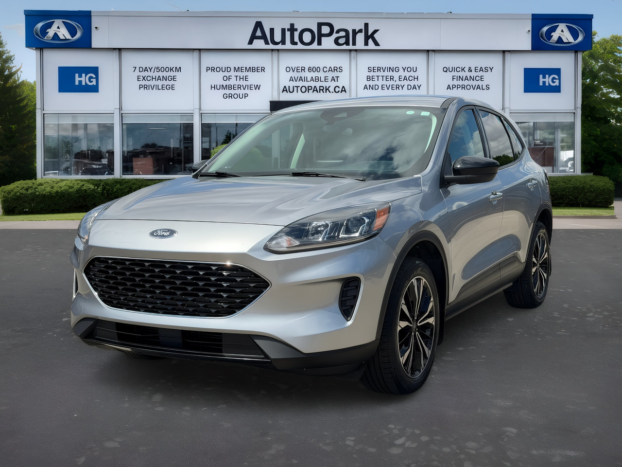 Silver Metallic 2022 Ford Escape SUV / Crossover All-Wheel Drive 8-Speed Automatic