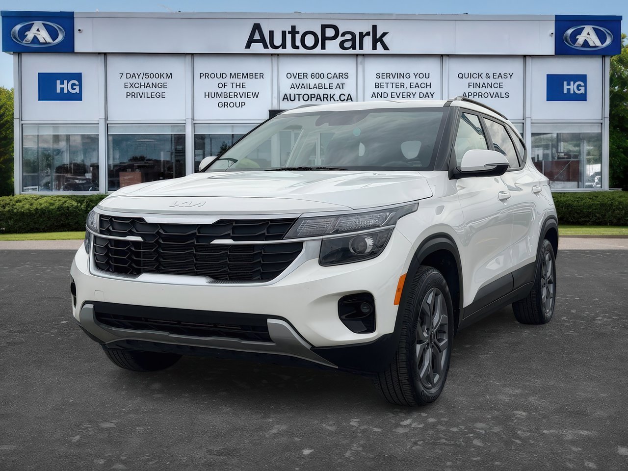 White 2024 Kia Seltos SUV / Crossover All-Wheel Drive Continuously Variable Transmission