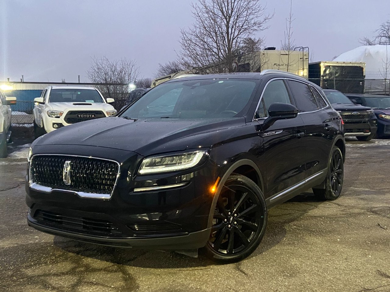 Lincoln Nautilus Reserve AWD