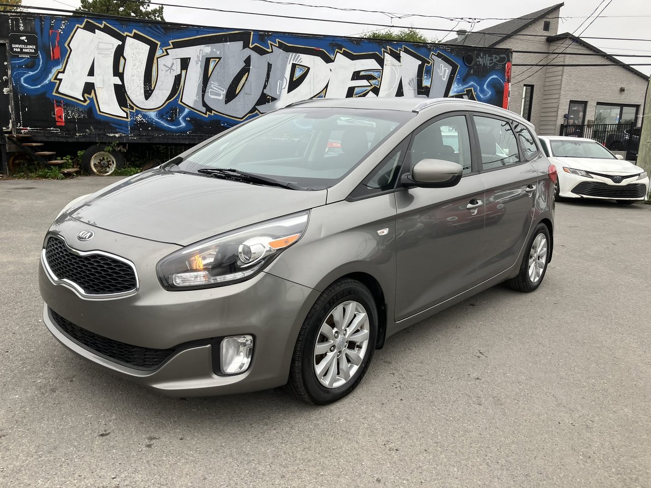 2014 Kia Rondo SUV / Crossover Automatic