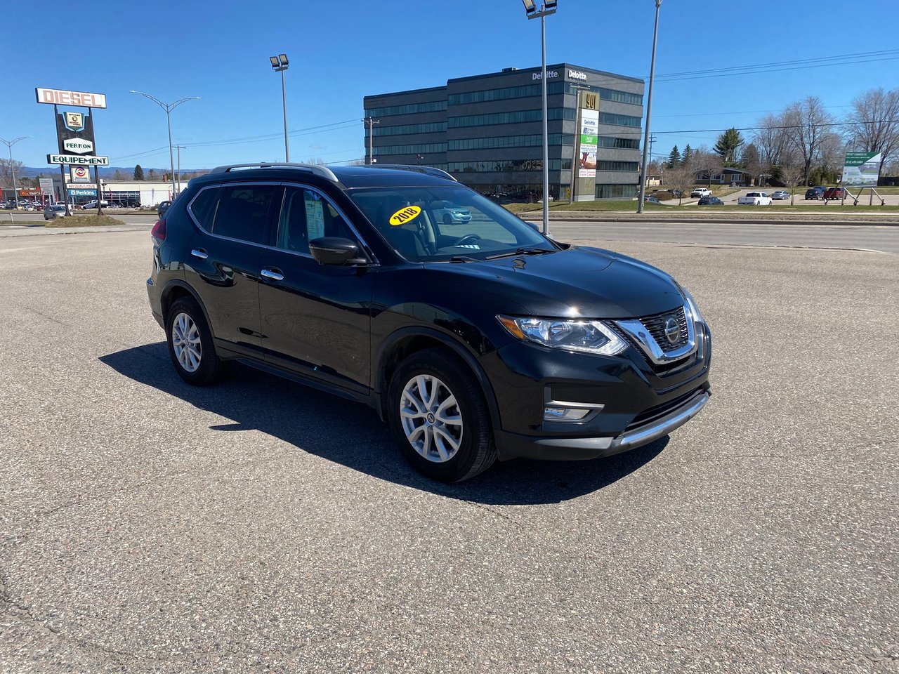 2018 Nissan Rogue SV