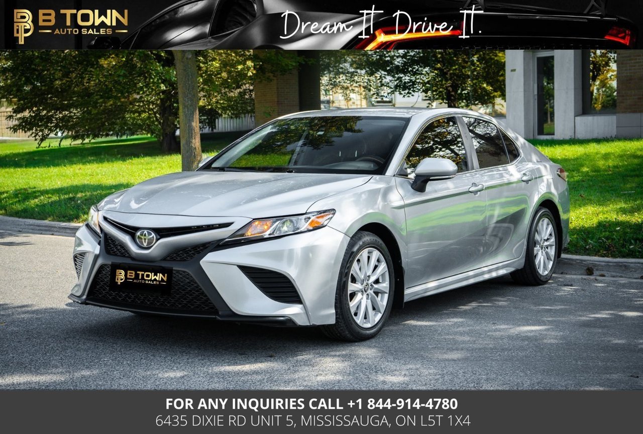Gray 2020 Toyota Camry Sedan Front-Wheel Drive Automatic