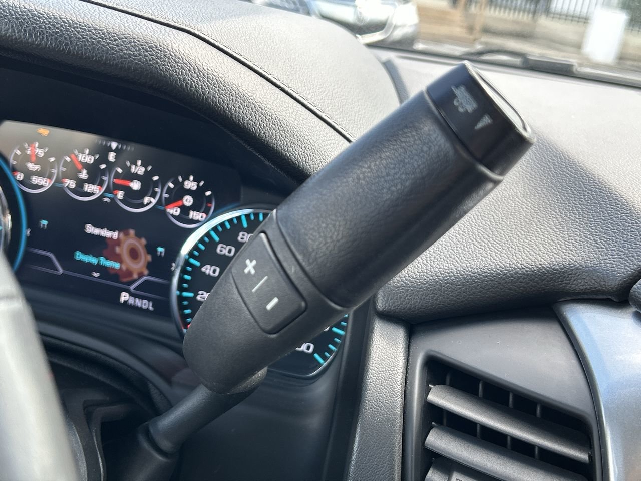 Used 2018 Black Chevrolet Premier image 27